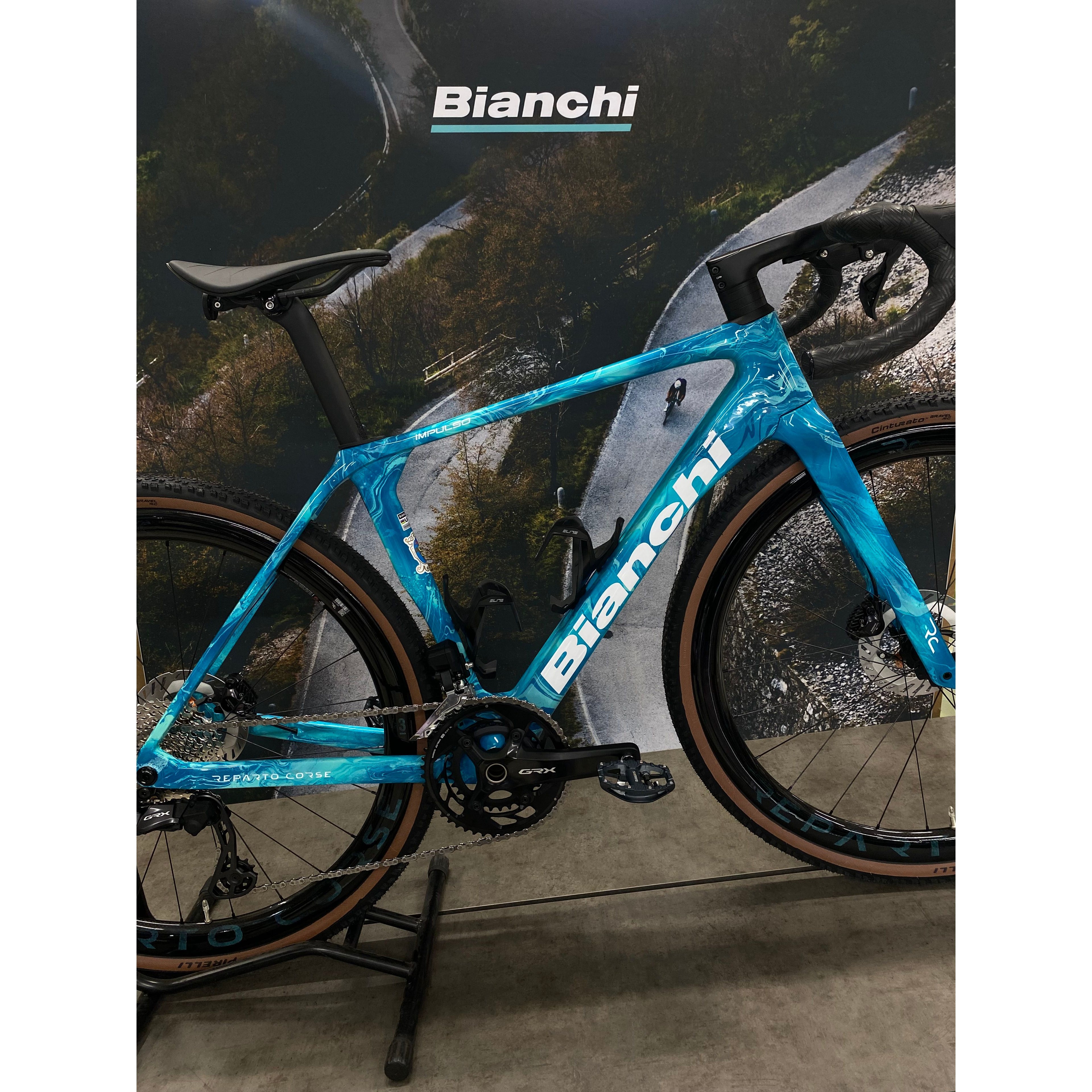 Officina Bianchi Impulso RC GRX Di2 - Bluemarine Drip