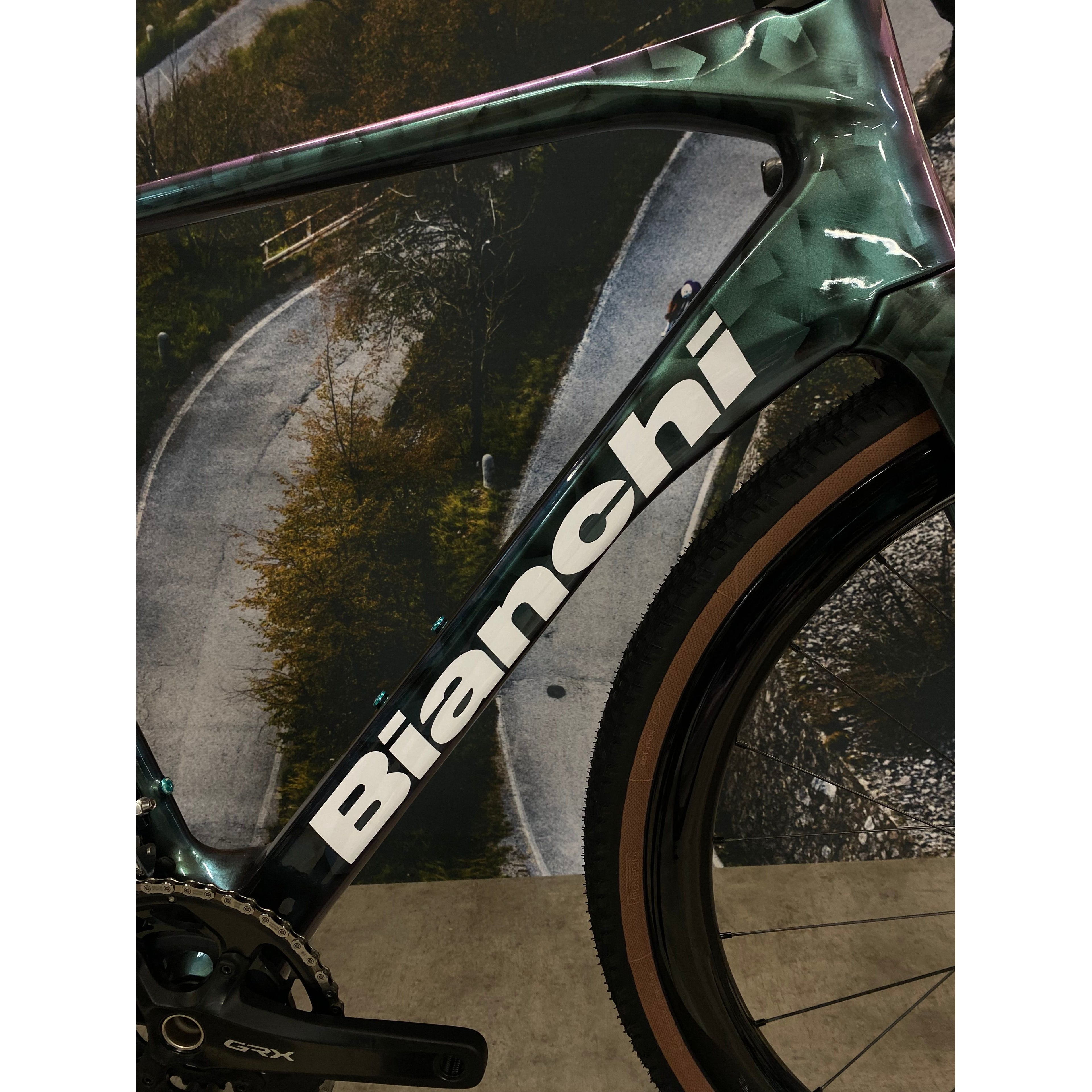 Officina Bianchi Impulso RC GRX Di2 - Chameleon Green