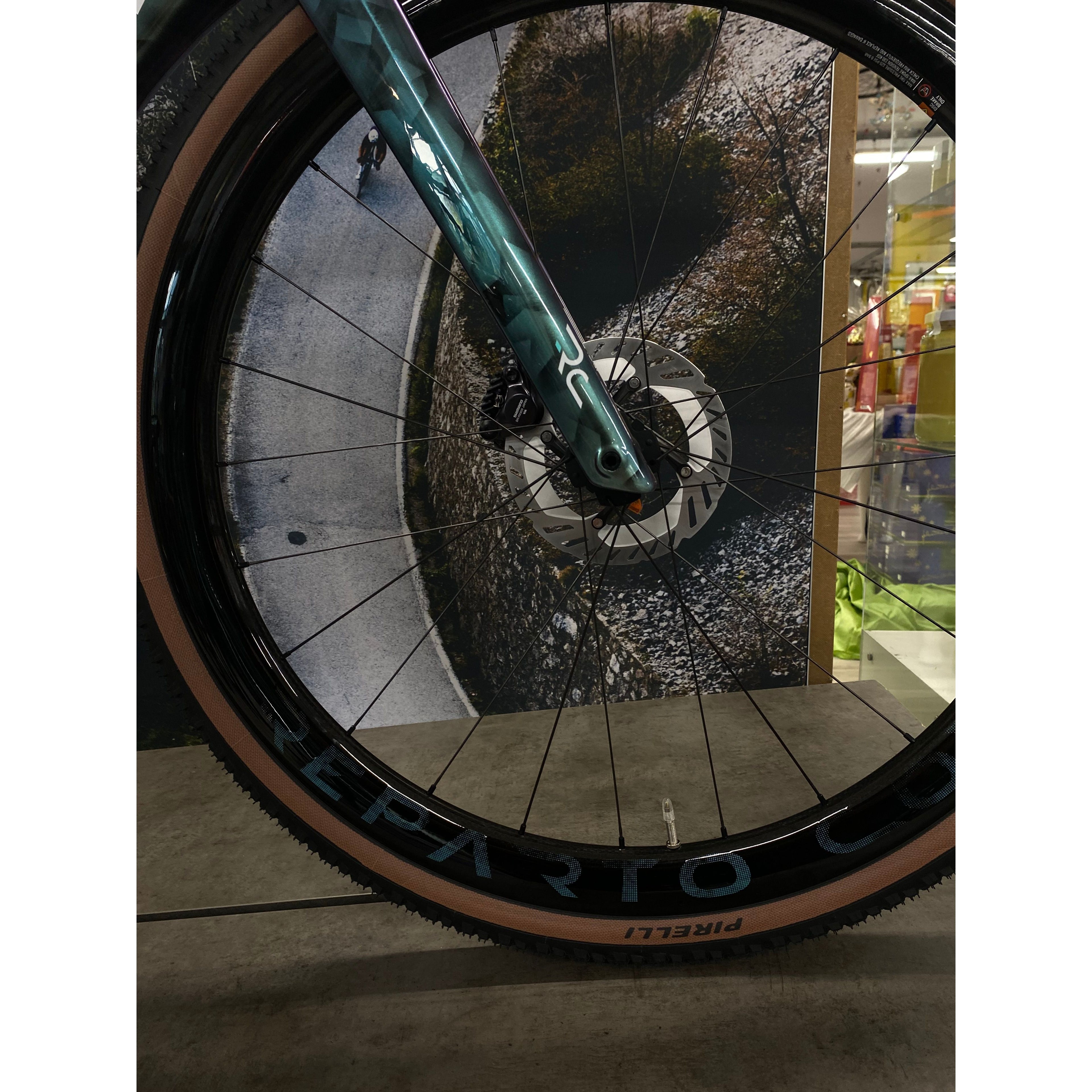 Officina Bianchi Impulso RC GRX Di2 - Chameleon Green